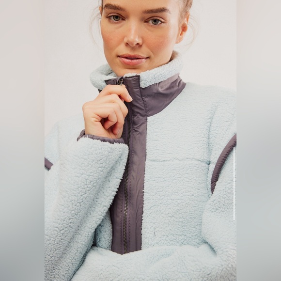 NWT Free People FP Movement Courtside Fleece Ice Flow Medium - Picture 3 of 13
